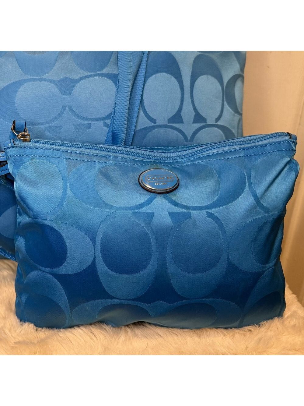 COACH GETAWAY SIGNATURE NYLON PACKABLE WEEKENDER BAG TOTE & POUCH BLUE F77321 - Picture 7 of 16